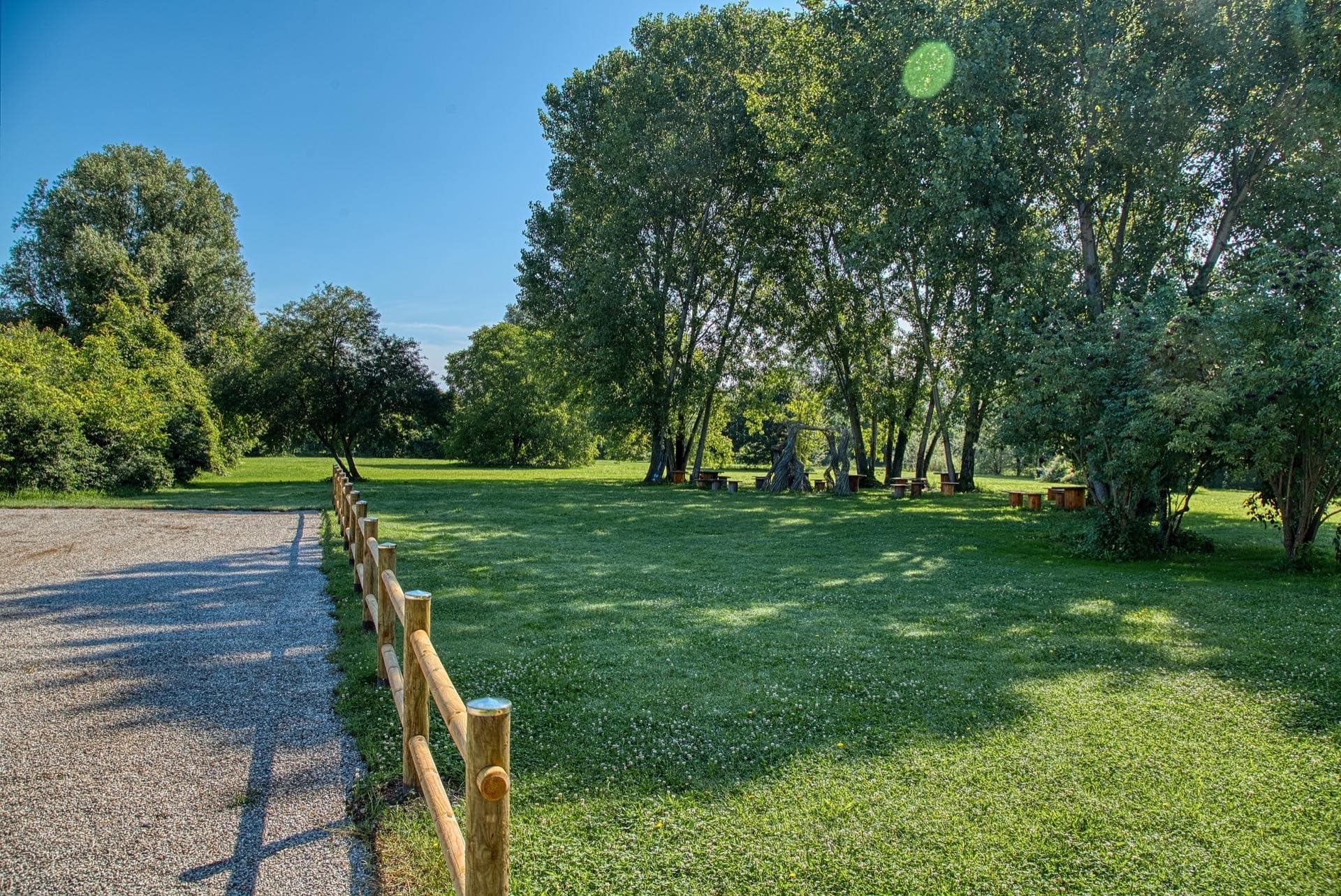 Il viale d’ingresso